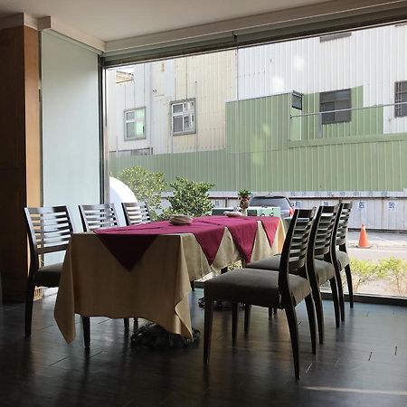 Shiah Yih Hotel Huwei Exterior photo